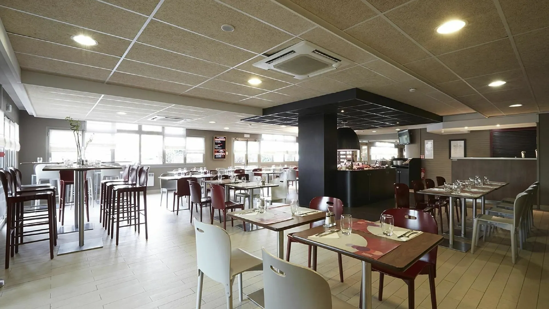 Hotel Kyriad Le Blanc-Mesnil