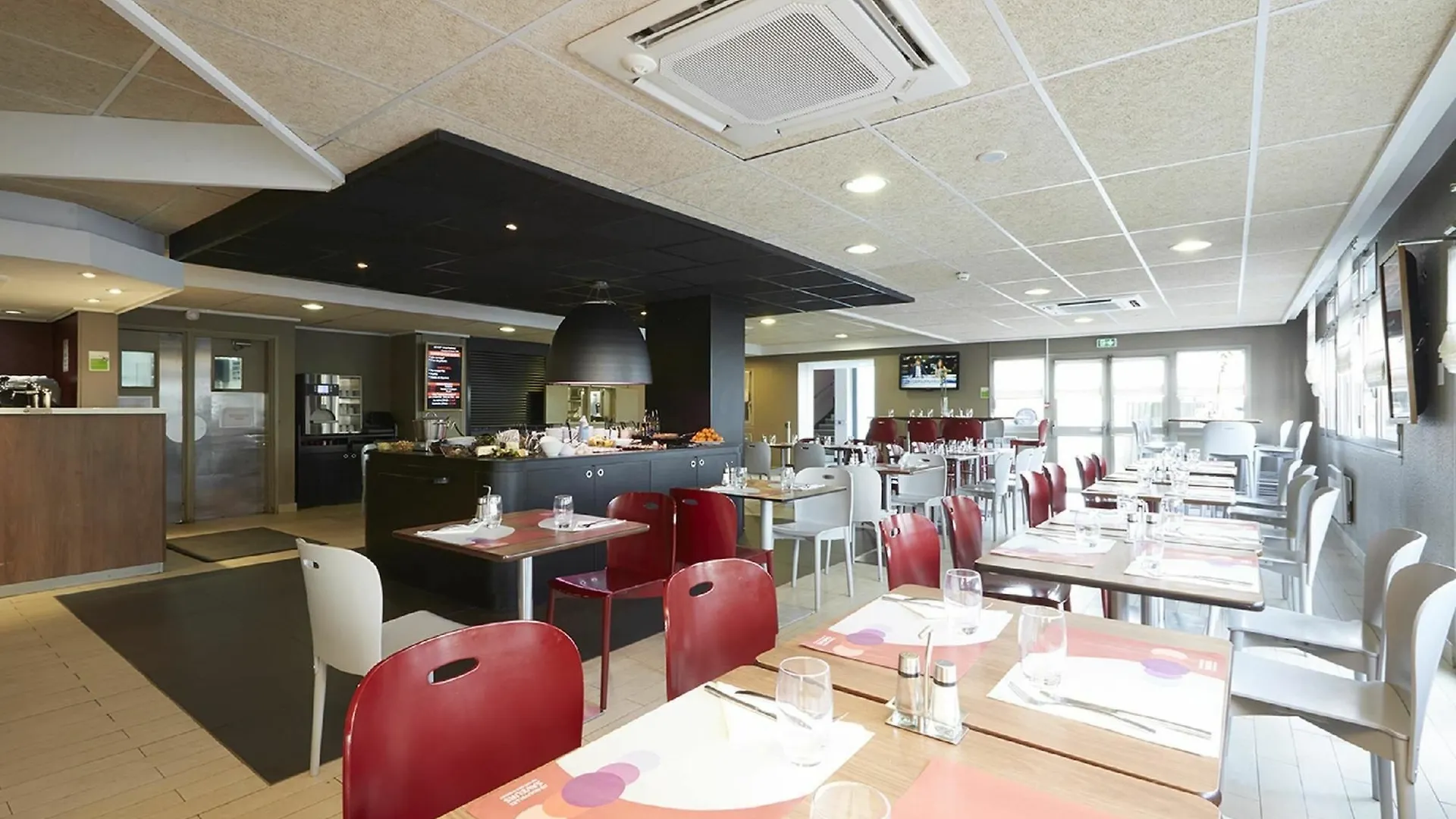 Kyriad Le Blanc-Mesnil